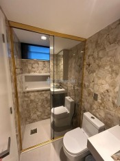 WC SU&Iacute;TE I