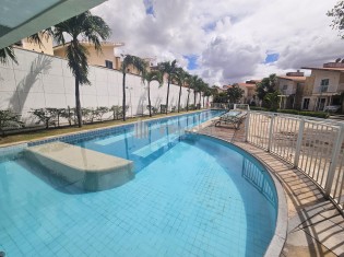 PISCINA &Acirc;NGULO III
