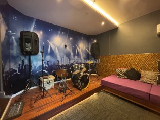 GARAGE BAND
