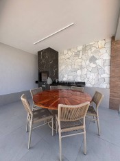 DECK C/ CHURRASQUEIRA