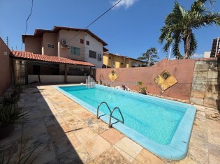 PISCINA (&Acirc;NGULO II)