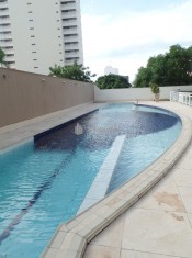 PISCINA (&Acirc;NGULO II)