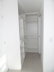CLOSET SU&Iacute;TE II