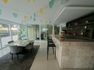 DECK BAR FECHADO (&Acirc;NGULO III)