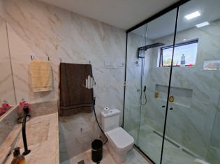 WC SUITE 01
