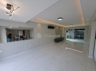 SALA (&Acirc;NGULO V)