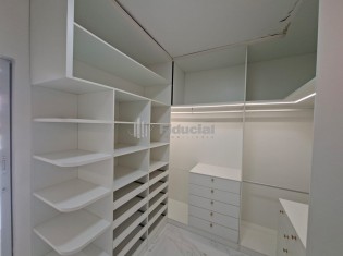 SUITE 01 - CLOSET ( &Acirc;NGULO II)