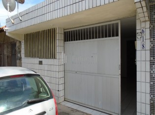 FACHADA (&Acirc;NGULO II)