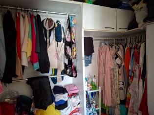 SUITE 01 ( CLOSET )