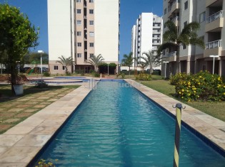 PISCINA (&Acirc;NGULO II)