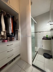 SUITE 02 (CLOSET)